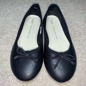 3/$12 💜 Gap Flats